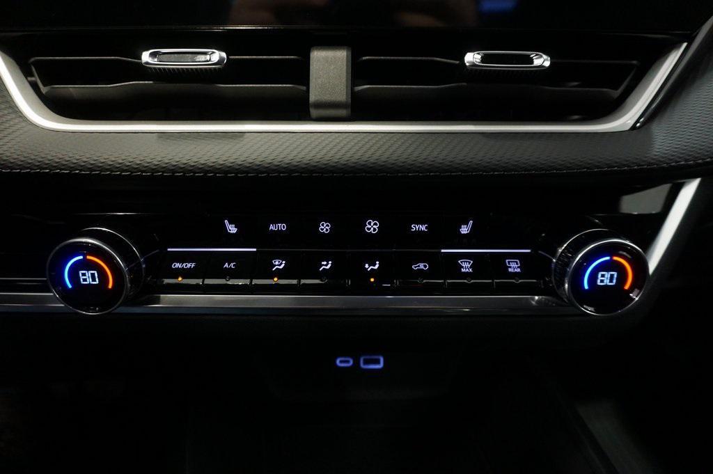 new 2026 Chevrolet Equinox car, priced at $30,435