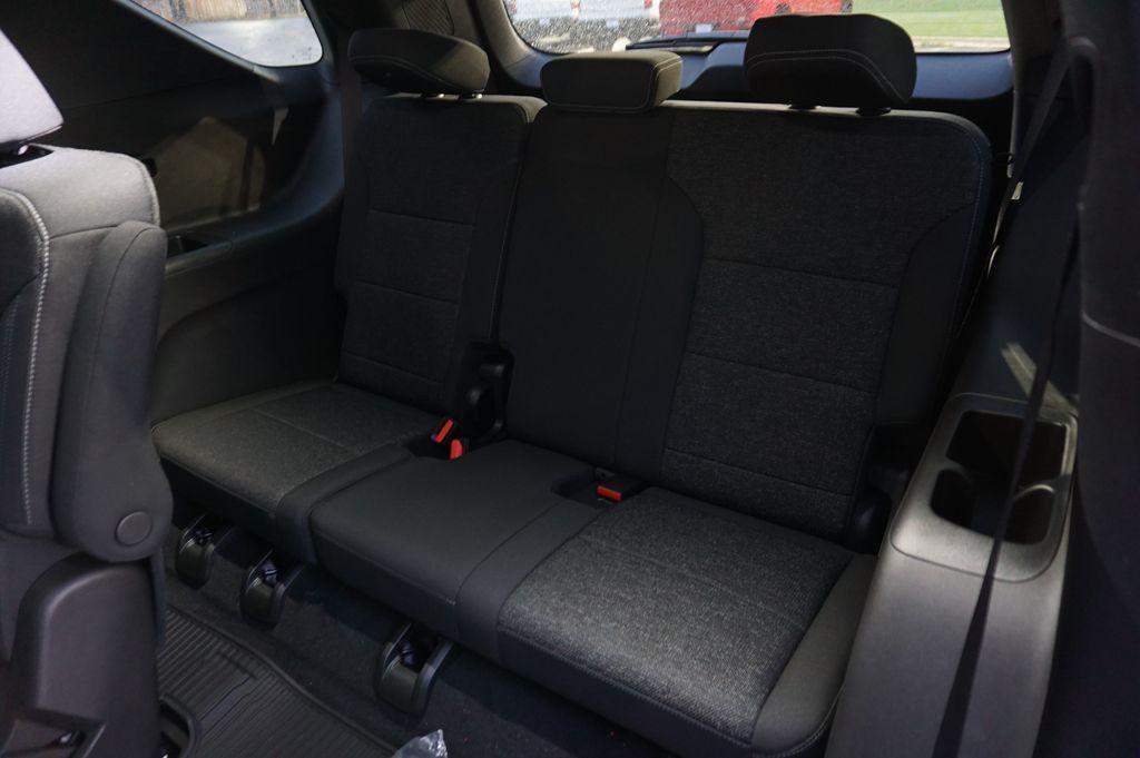 used 2025 Chevrolet Traverse car, priced at $37,775