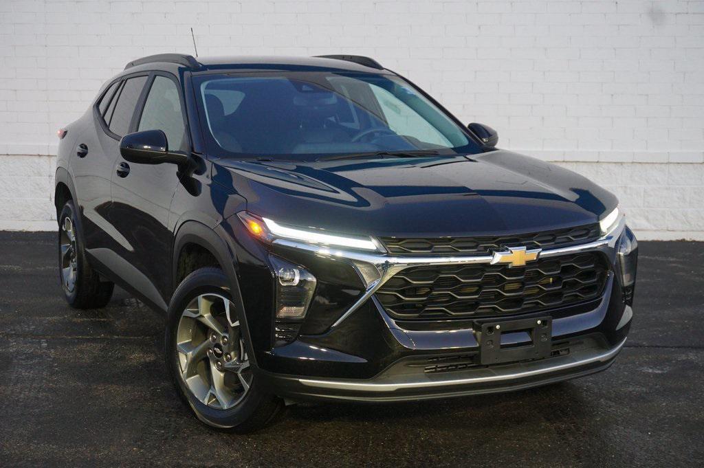used 2025 Chevrolet Trax car, priced at $20,795