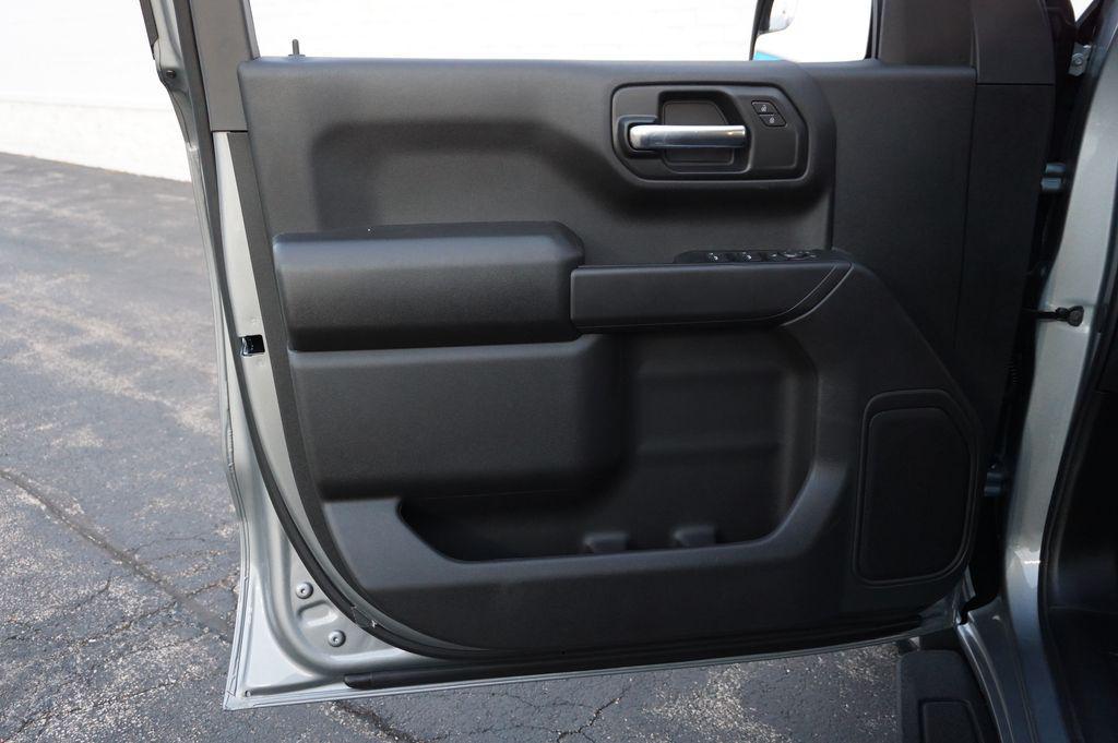 new 2026 Chevrolet Silverado 1500 car, priced at $47,070