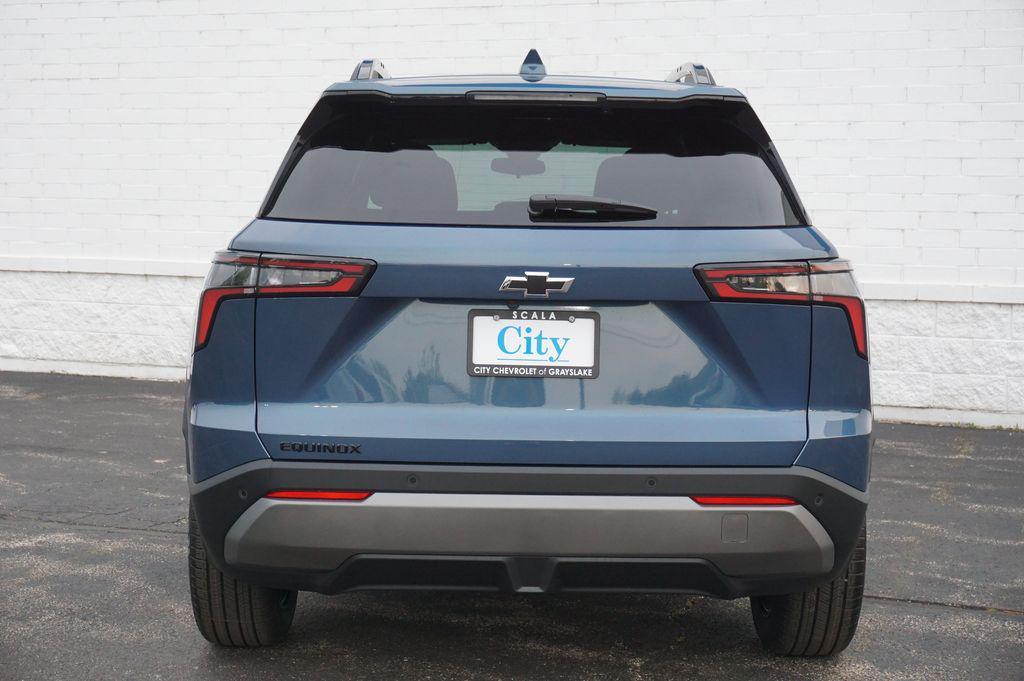 new 2026 Chevrolet Equinox car, priced at $30,640