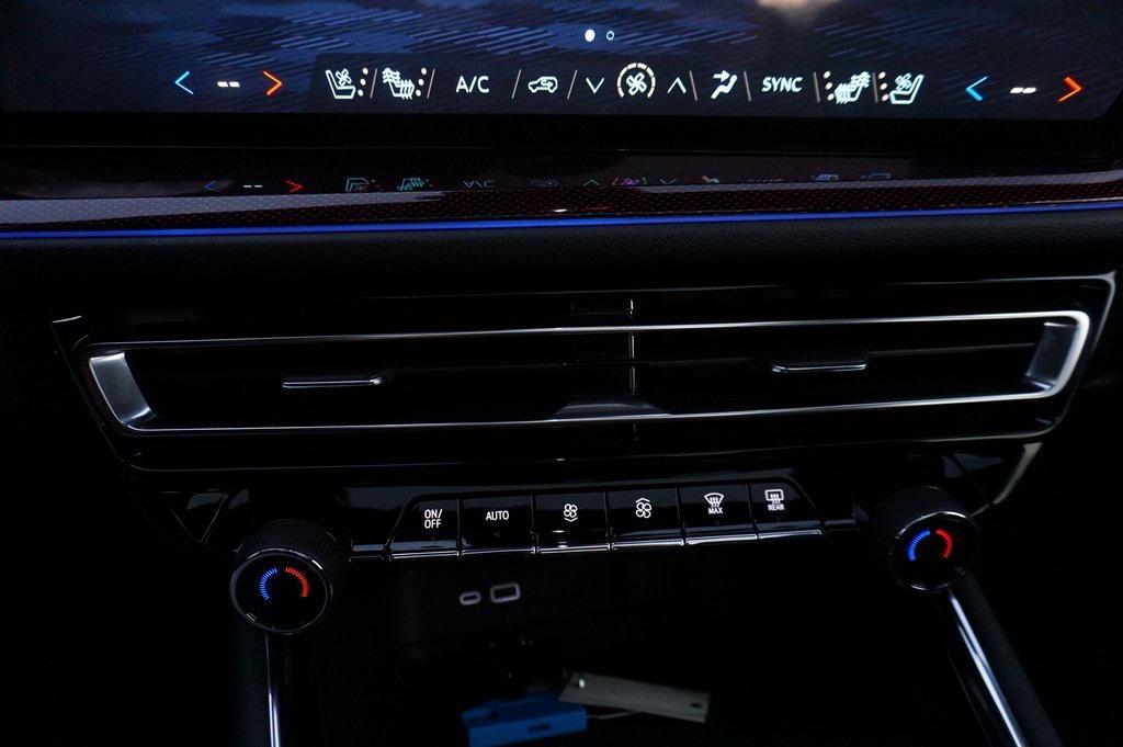 new 2026 Chevrolet Traverse car, priced at $55,895