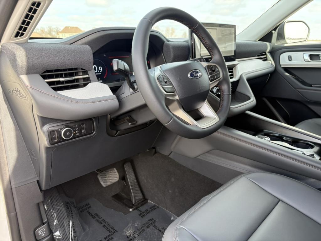 new 2026 Ford Explorer car, priced at $48,709