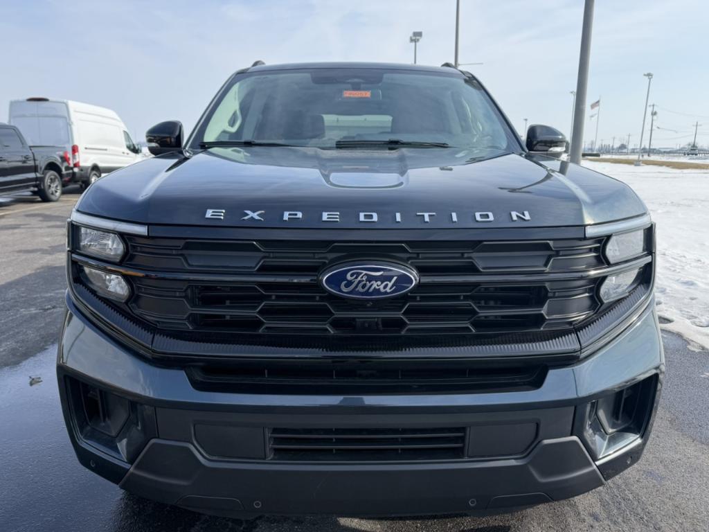 new 2026 Ford Expedition Max car, priced at $72,913