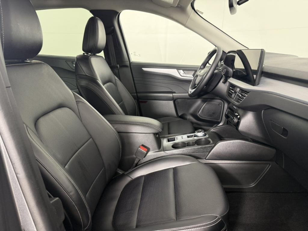 used 2025 Ford Escape car, priced at $26,998