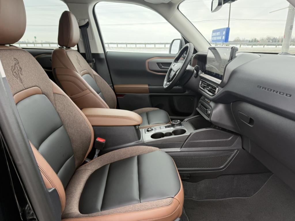 new 2025 Ford Bronco Sport car, priced at $39,818