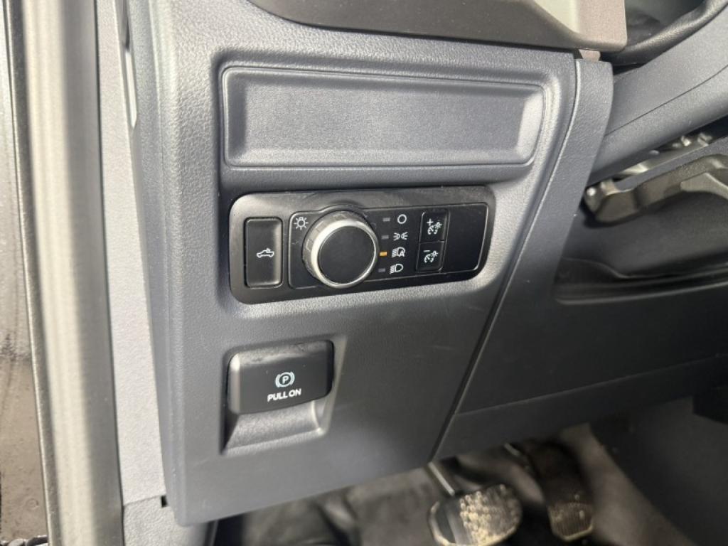 used 2024 Ford F-150 car, priced at $27,498