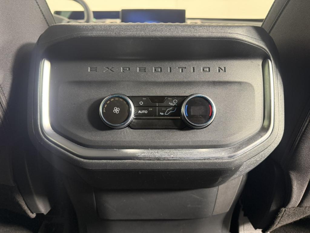 used 2025 Ford Expedition car, priced at $52,500