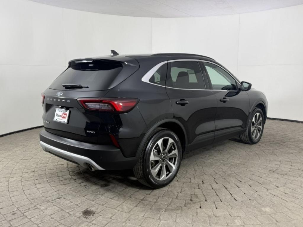 used 2025 Ford Escape car, priced at $26,998