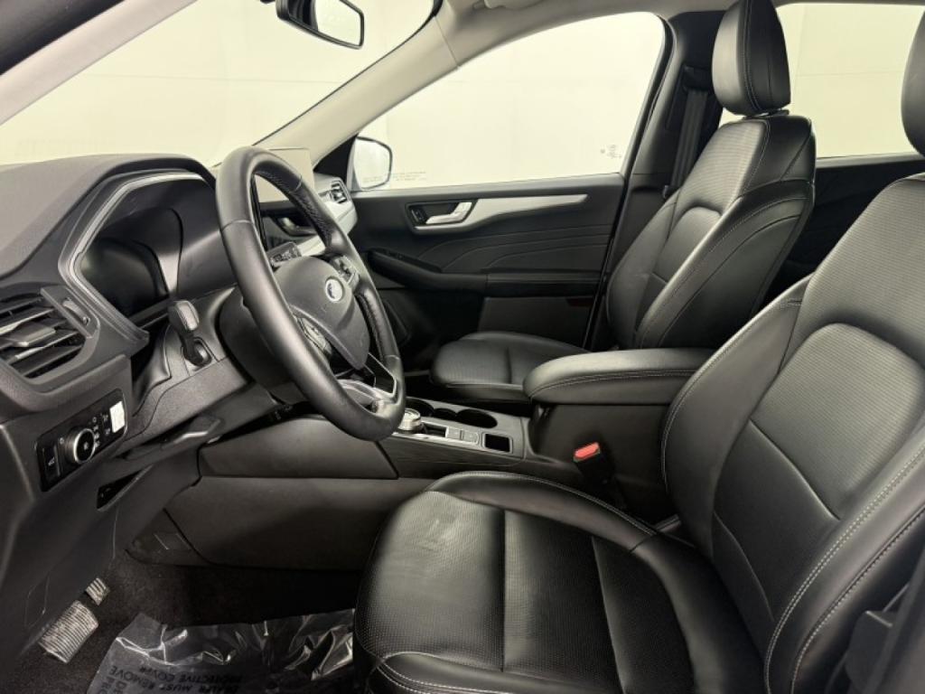 used 2025 Ford Escape car, priced at $26,998