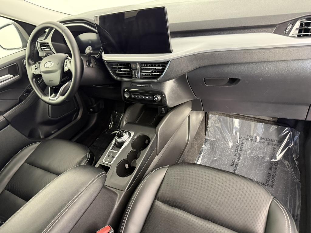 used 2024 Ford Escape car, priced at $23,998