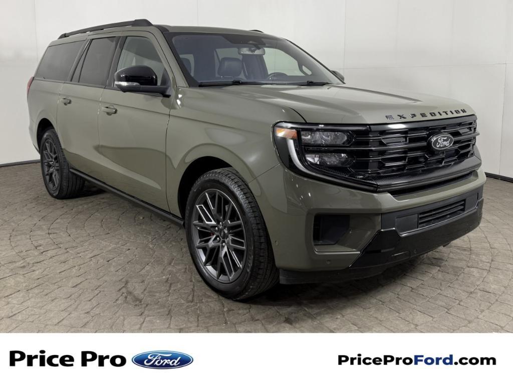 used 2025 Ford Expedition Max car, priced at $75,998