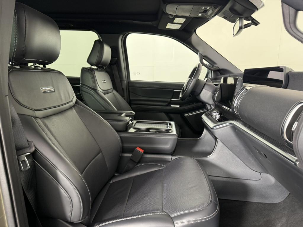 used 2025 Ford Expedition Max car, priced at $75,998