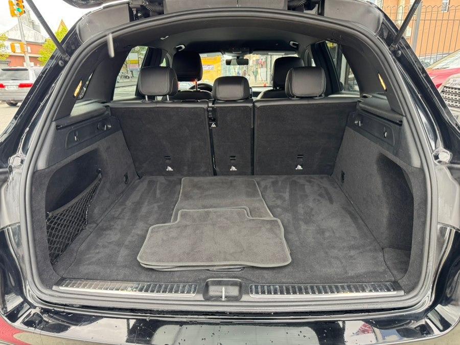 used 2020 Mercedes-Benz GLC 300 car