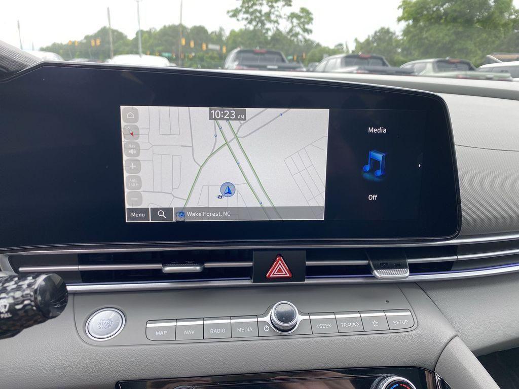 new 2024 Hyundai Elantra car, priced at $24,314