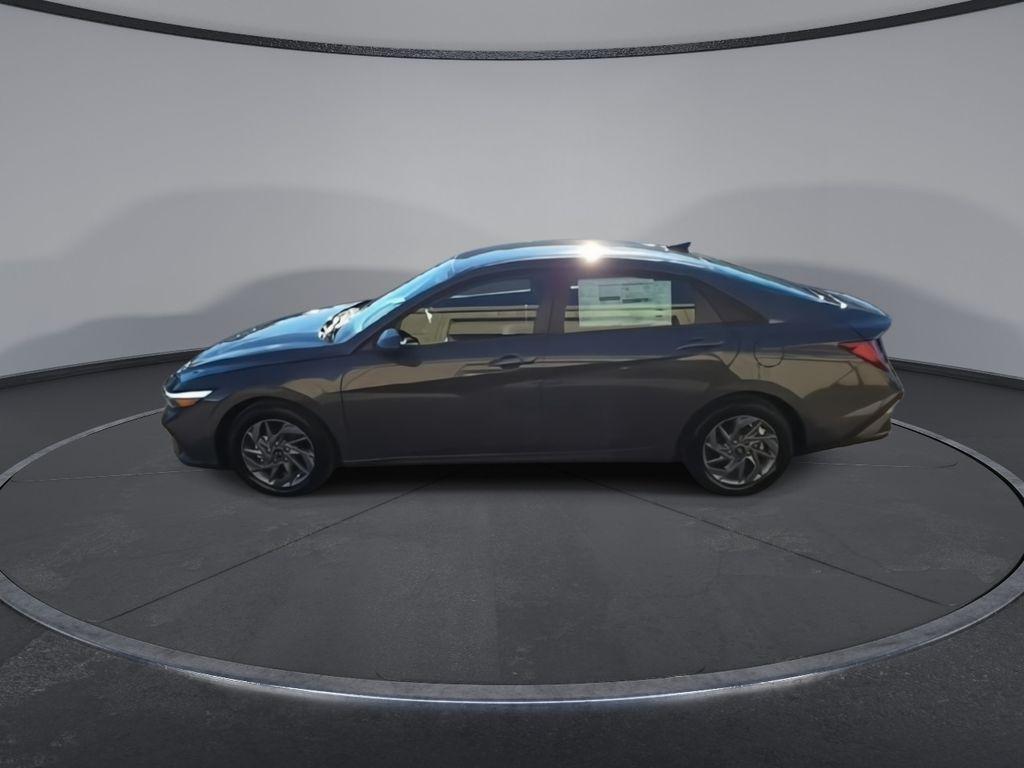 new 2026 Hyundai ELANTRA HEV car, priced at $26,585