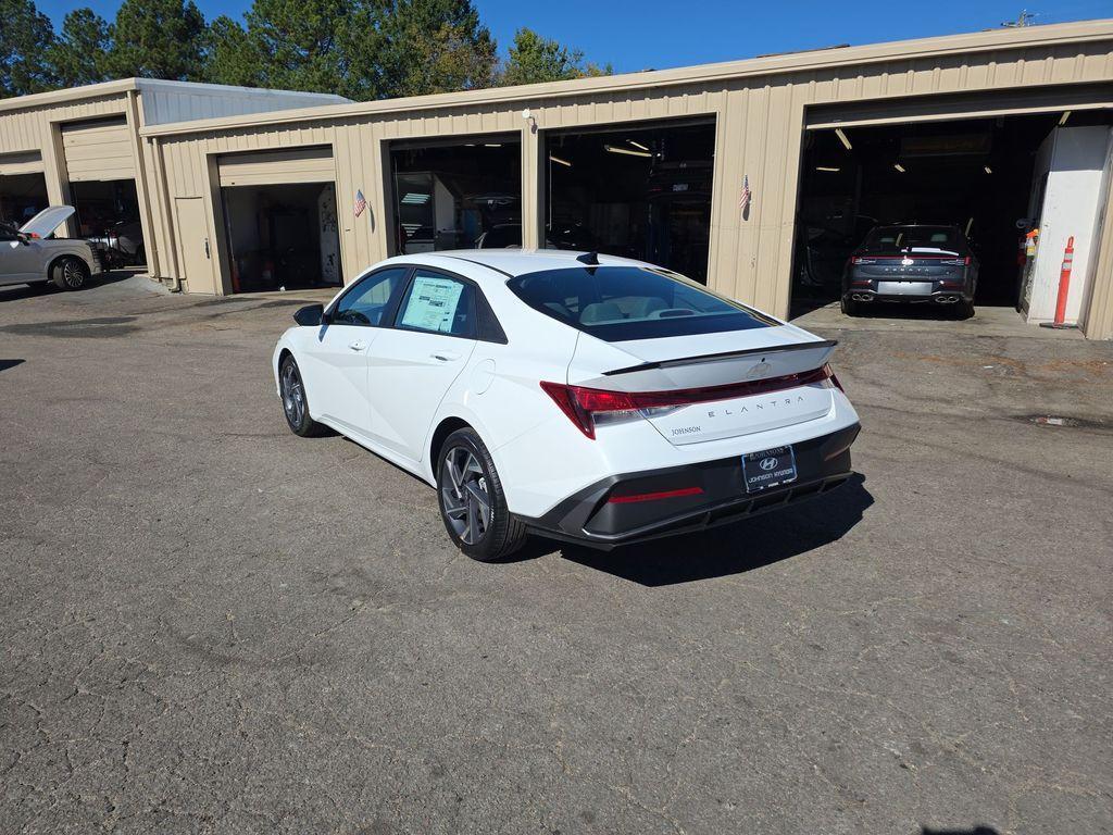 new 2025 Hyundai Elantra car, priced at $24,660