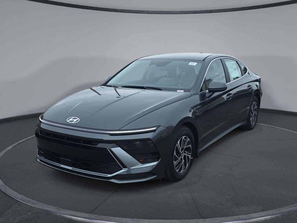 new 2026 Hyundai Sonata Hybrid car, priced at $30,360
