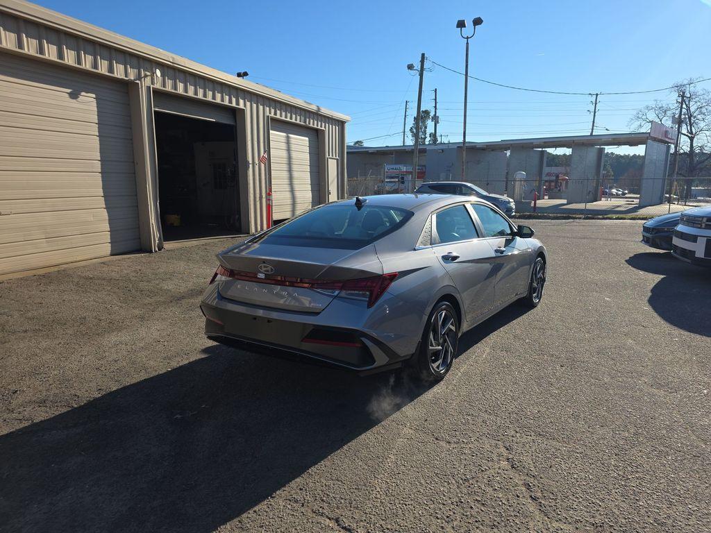 new 2026 Hyundai ELANTRA HEV car, priced at $30,970