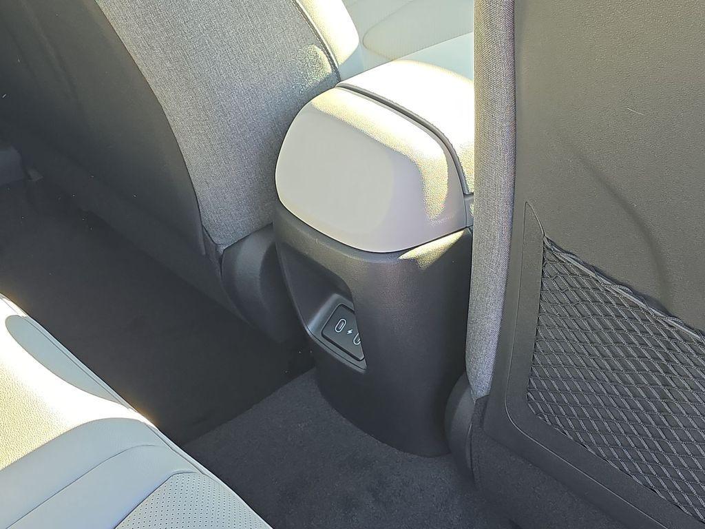 new 2026 Hyundai ELANTRA HEV car, priced at $30,970