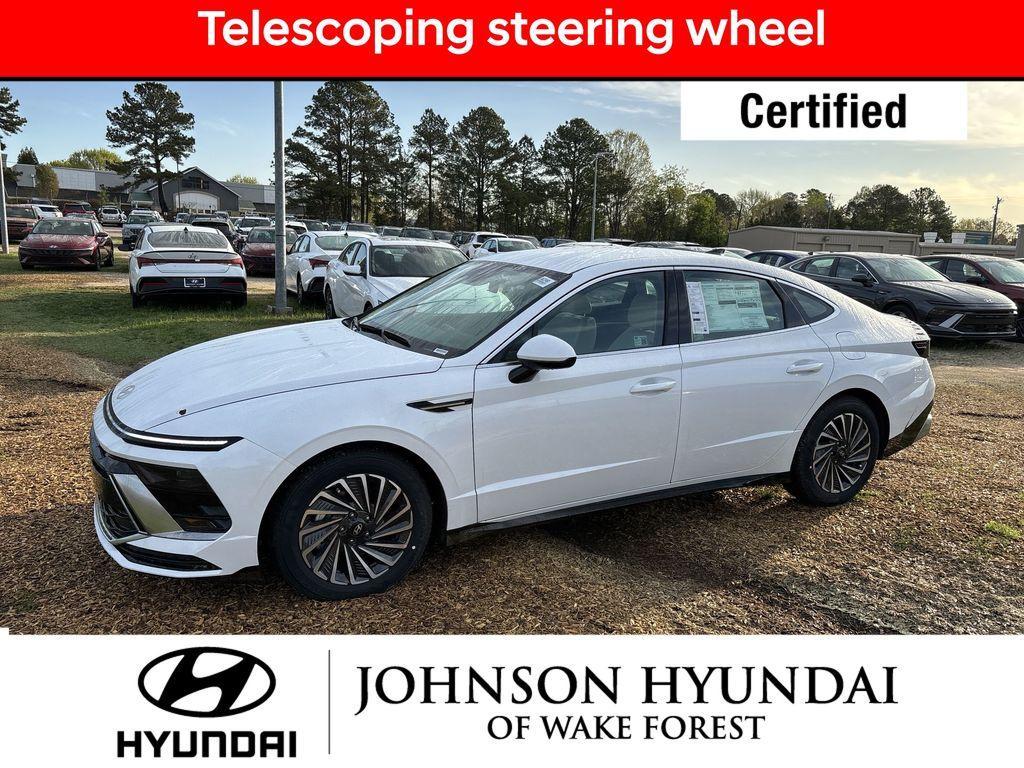used 2025 Hyundai Sonata Hybrid car, priced at $25,750