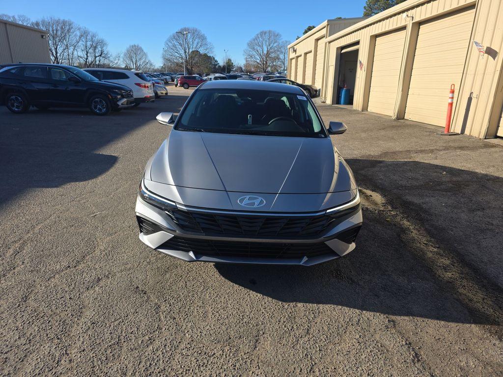 new 2026 Hyundai ELANTRA HEV car, priced at $26,575