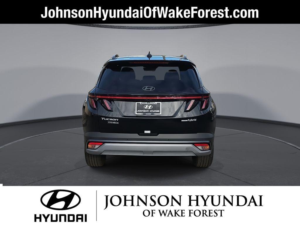 new 2025 Hyundai TUCSON Hybrid car, priced at $37,625
