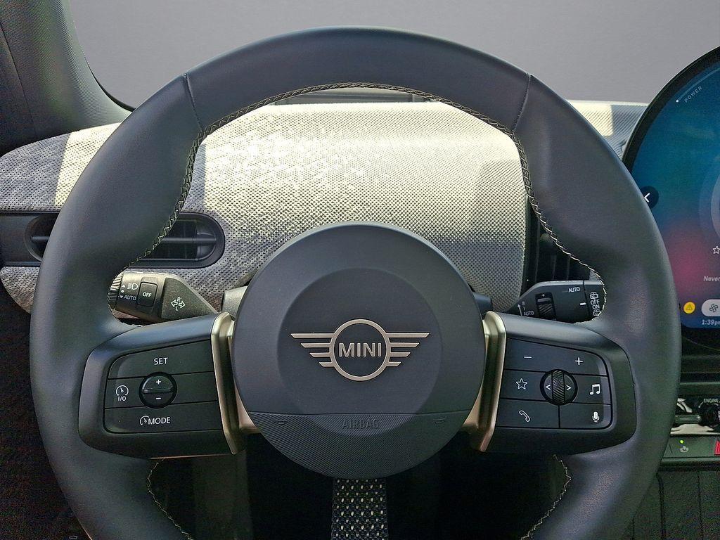 used 2025 MINI Hardtop car, priced at $26,495