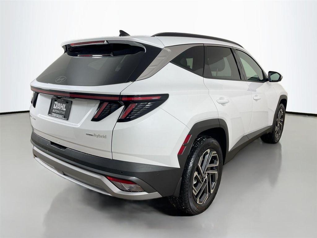 new 2026 Hyundai TUCSON Hybrid car, priced at $41,104