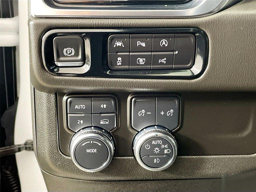 used 2025 GMC Yukon car, priced at $69,750