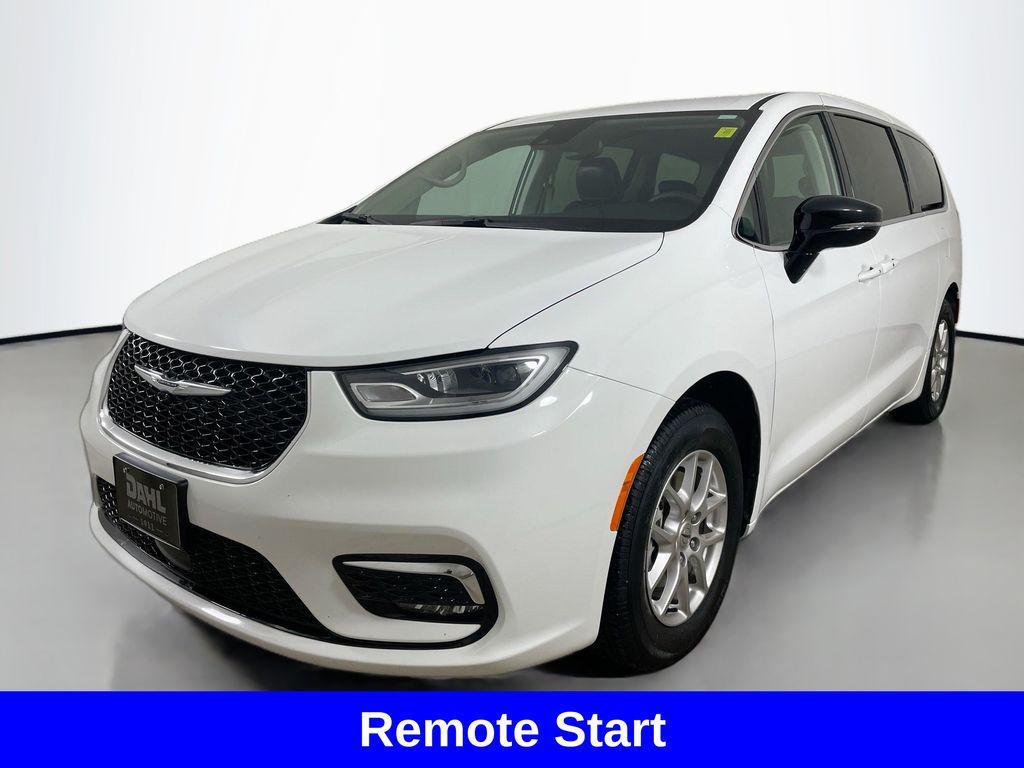 used 2024 Chrysler Pacifica car, priced at $29,985