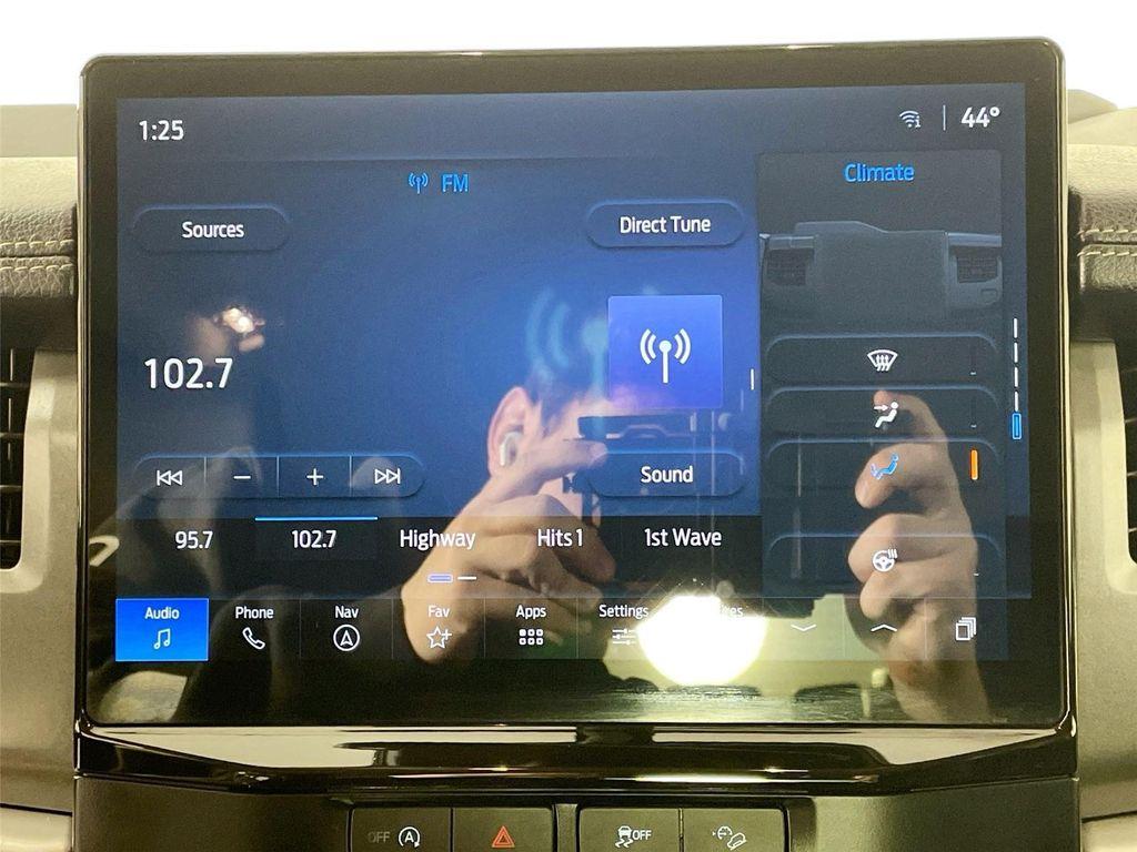 used 2024 Ford Expedition car, priced at $41,975