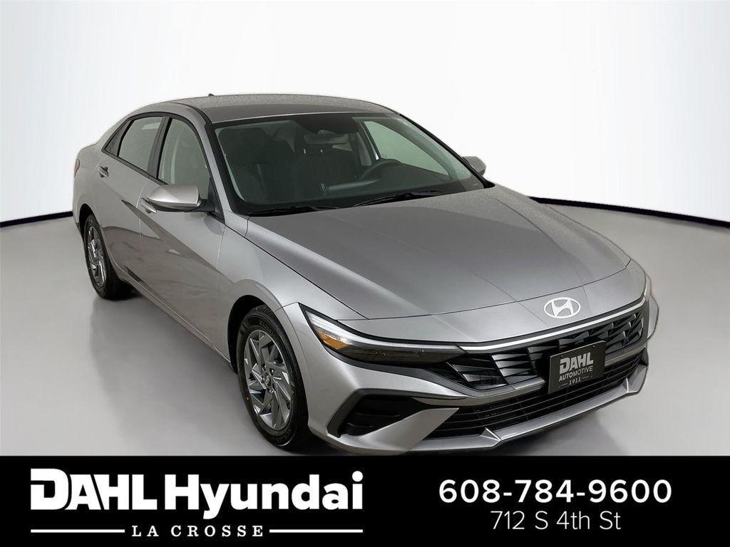 new 2026 Hyundai ELANTRA HEV car, priced at $25,799