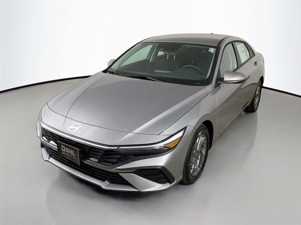 new 2026 Hyundai ELANTRA HEV car, priced at $25,799