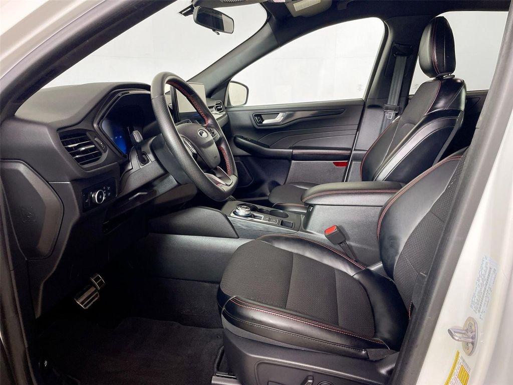 used 2024 Ford Escape car, priced at $26,925