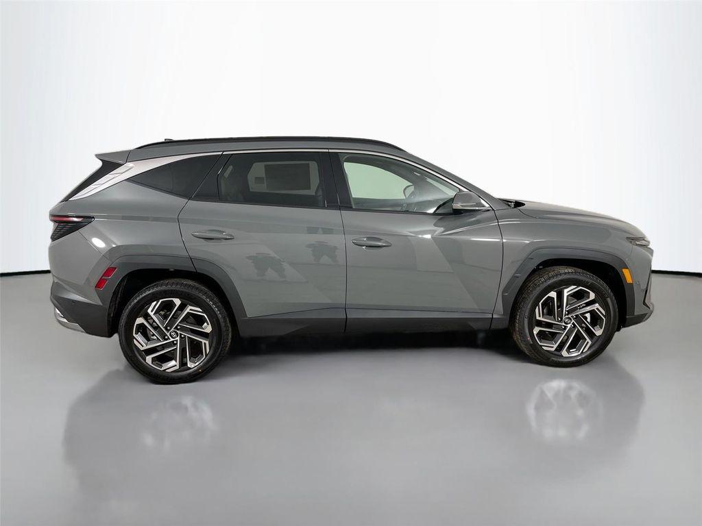 new 2026 Hyundai Tucson car, priced at $40,319
