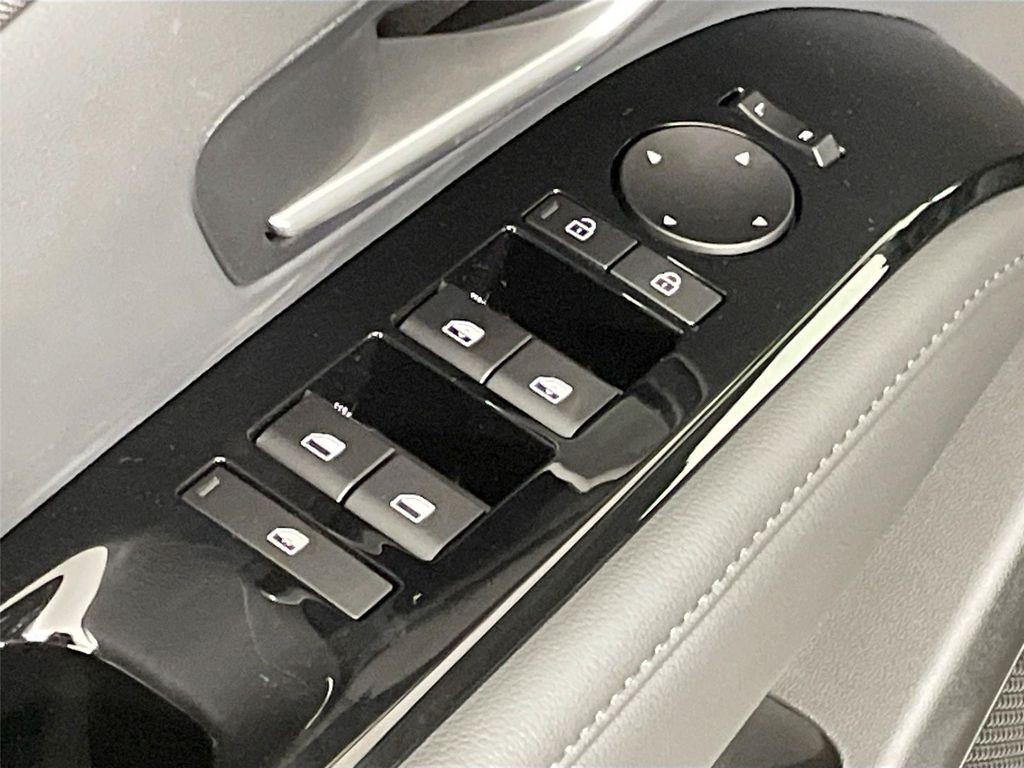 new 2026 Hyundai TUCSON Hybrid car, priced at $40,279