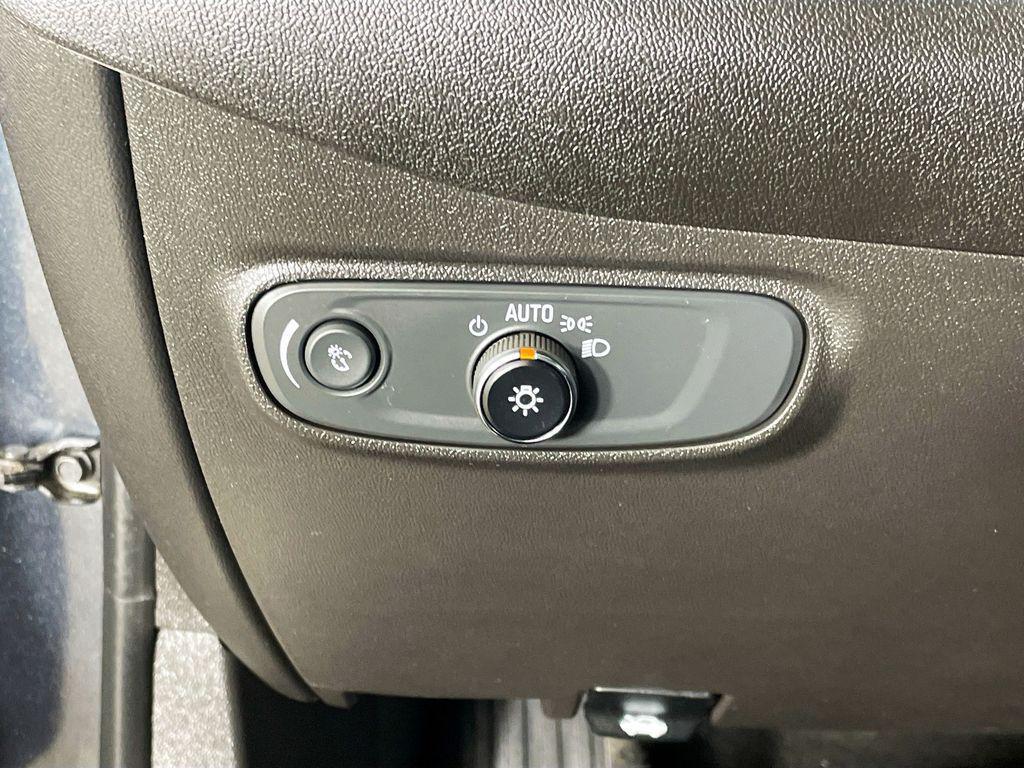 used 2023 Chevrolet Equinox car, priced at $17,765