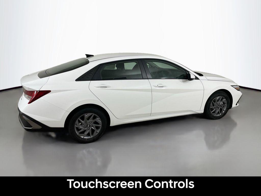 new 2026 Hyundai ELANTRA HEV car, priced at $25,529