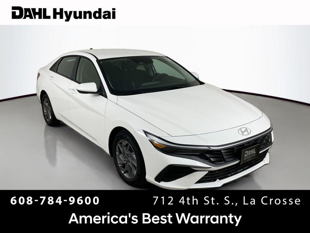 new 2026 Hyundai ELANTRA HEV car, priced at $26,279