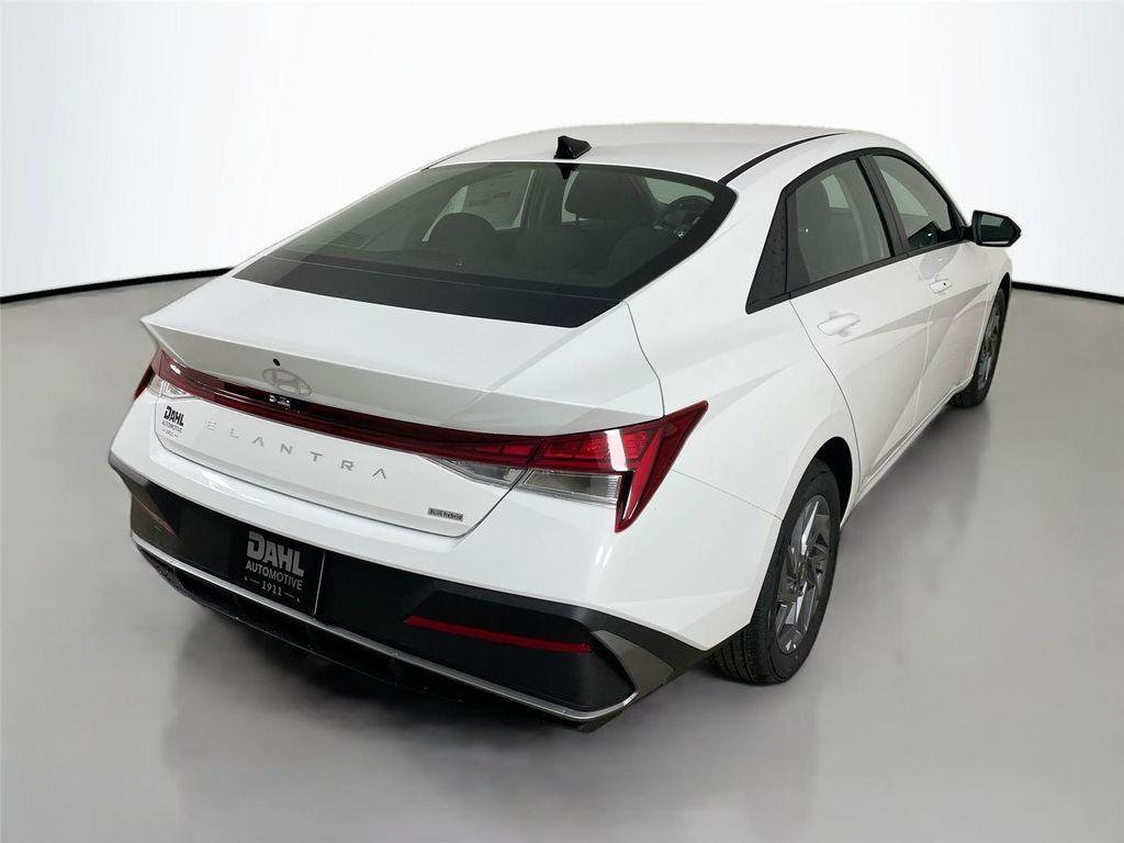 new 2026 Hyundai ELANTRA HEV car, priced at $26,279