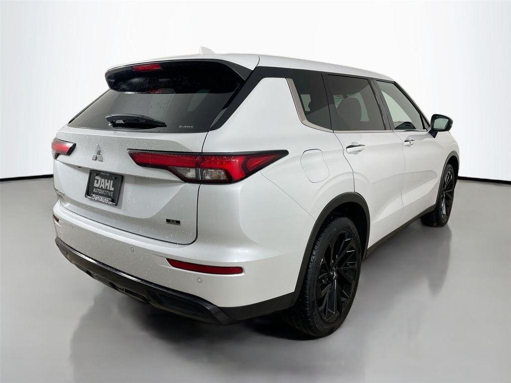 used 2023 Mitsubishi Outlander car, priced at $22,490
