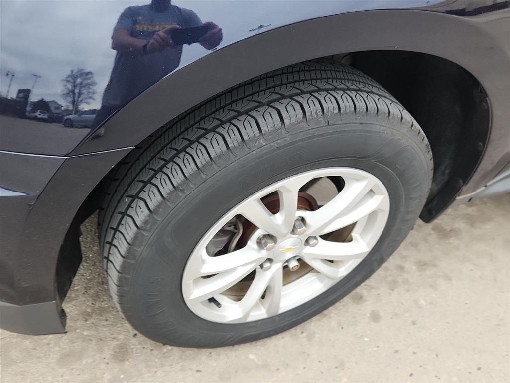 used 2017 Chevrolet Equinox car, priced at $11,490