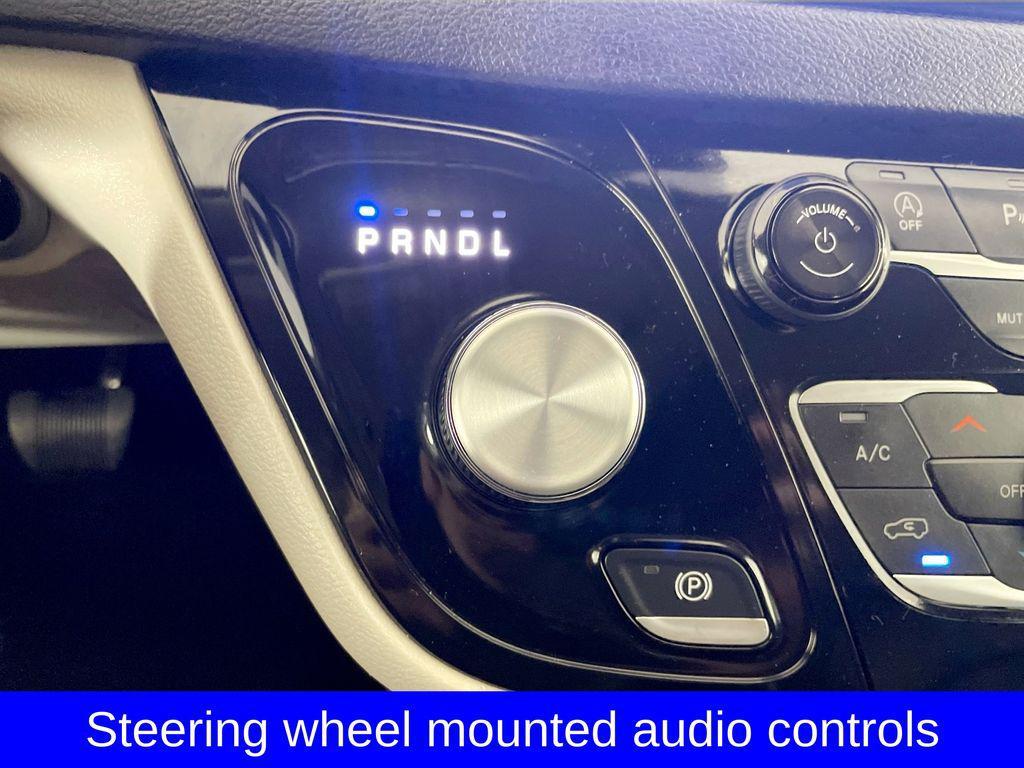 used 2024 Chrysler Pacifica car, priced at $28,998