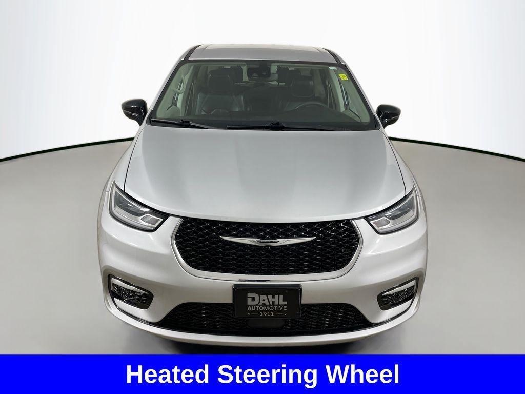 used 2024 Chrysler Pacifica car, priced at $28,998
