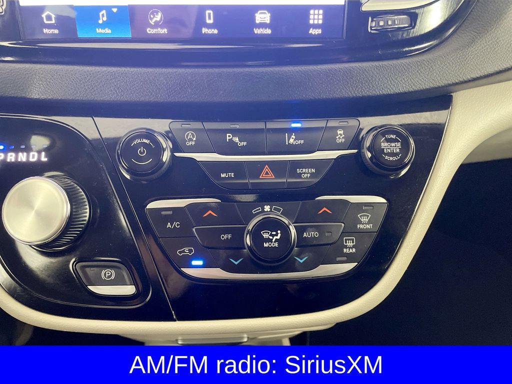 used 2024 Chrysler Pacifica car, priced at $28,998