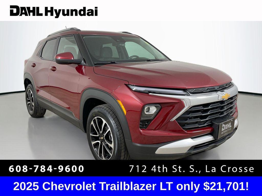 used 2025 Chevrolet TrailBlazer car, priced at $21,701