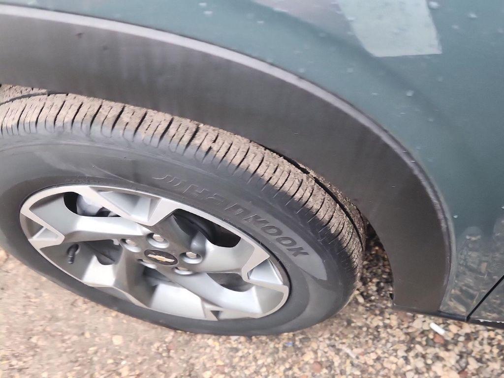 used 2025 Chevrolet Trax car, priced at $19,989