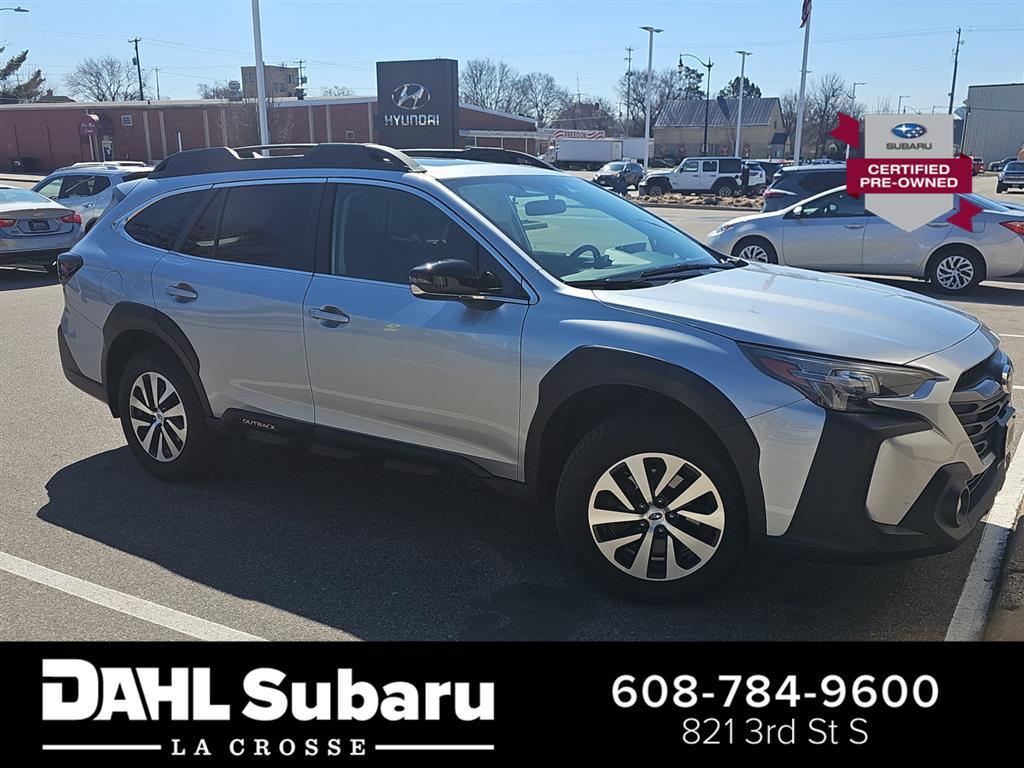 used 2025 Subaru Outback car, priced at $30,998