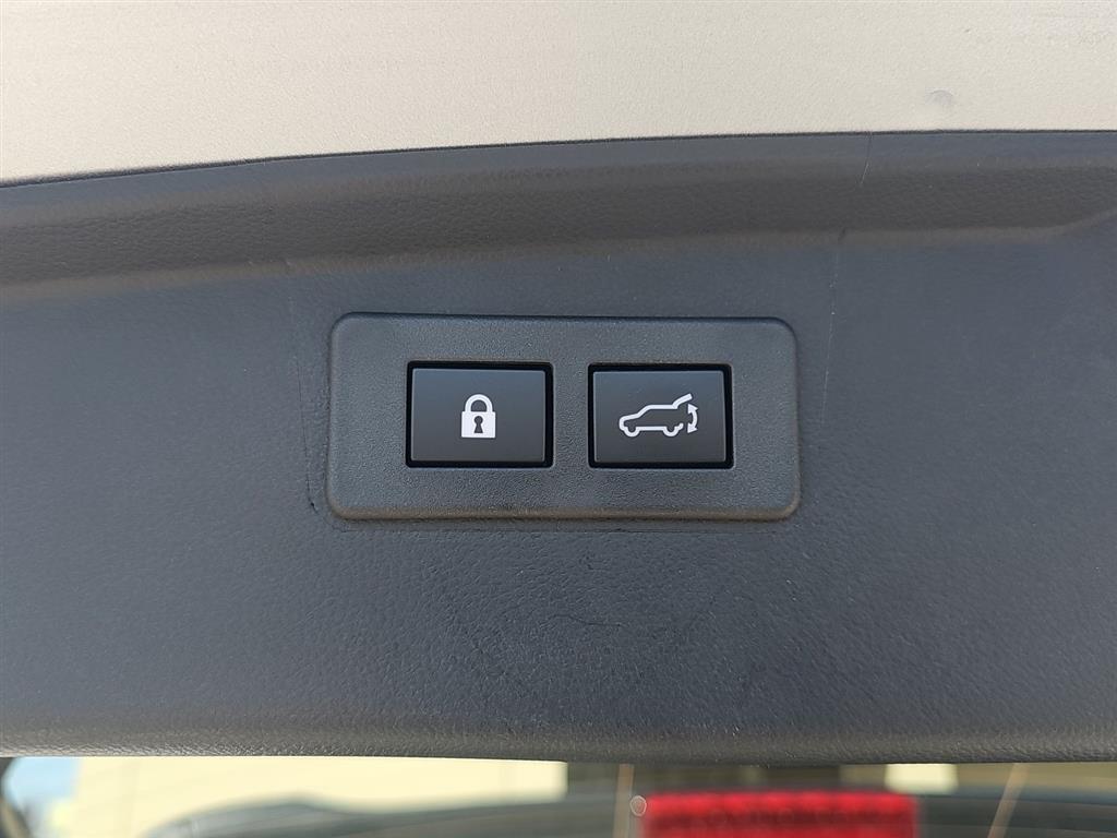 used 2025 Subaru Outback car, priced at $30,998